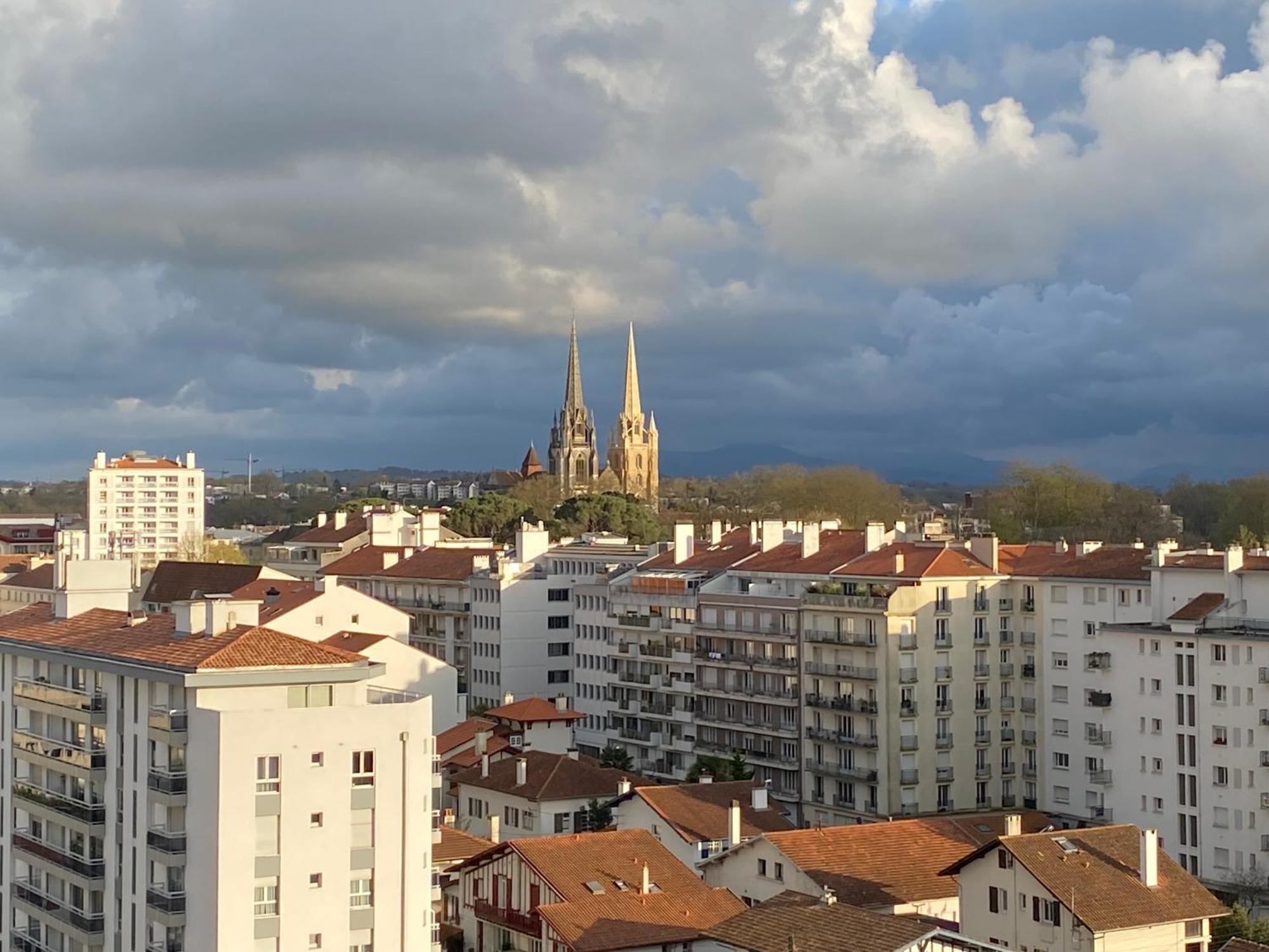 Okko Hotels Bayonne Centre Екстериор снимка